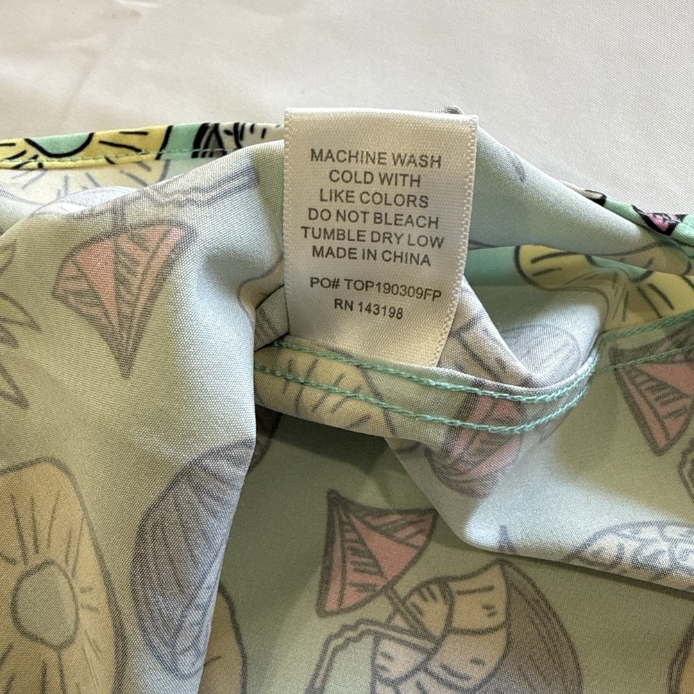 Chubbies Button Down Shirt Mens Large Excellent Pineapple/Coconut Tropical Print - Picture 6 of 11